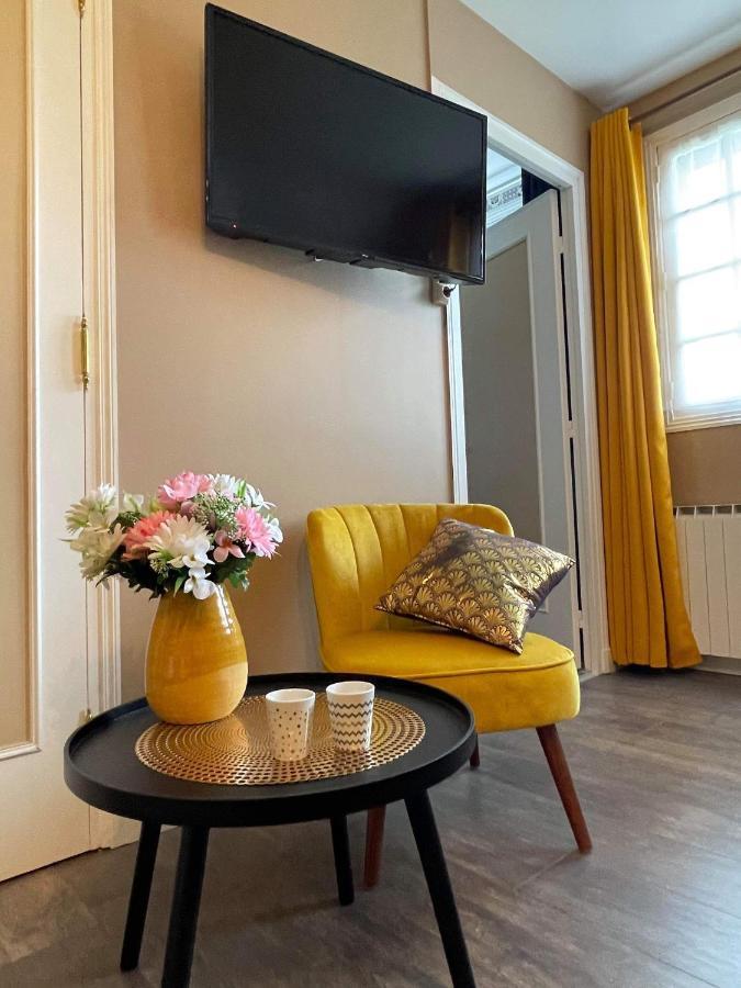Domaine D'Aveluy Bed and Breakfast Eksteriør billede
